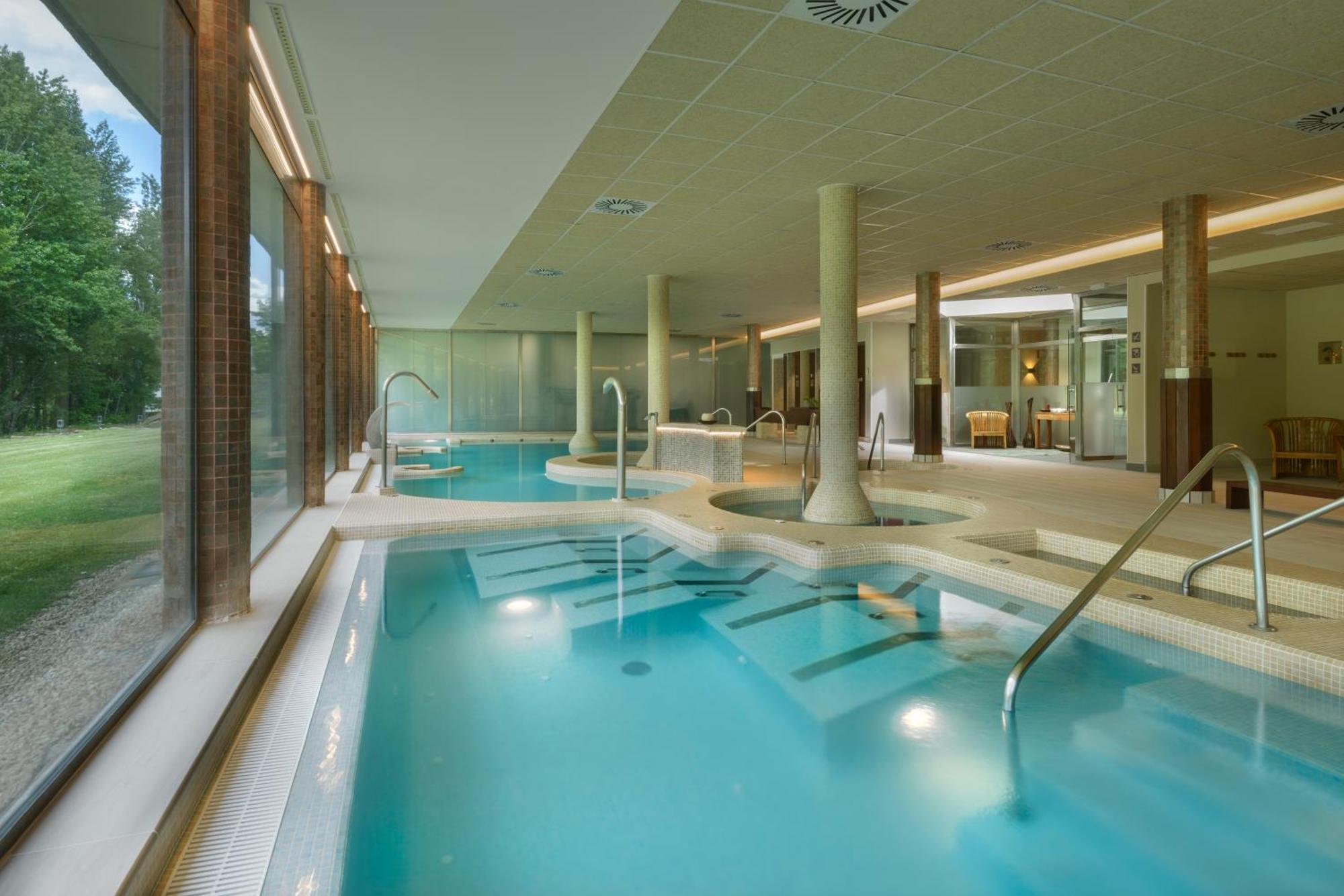 Hotel & Spa Monasterio De Больтанья Екстер'єр фото The spa at The Grove