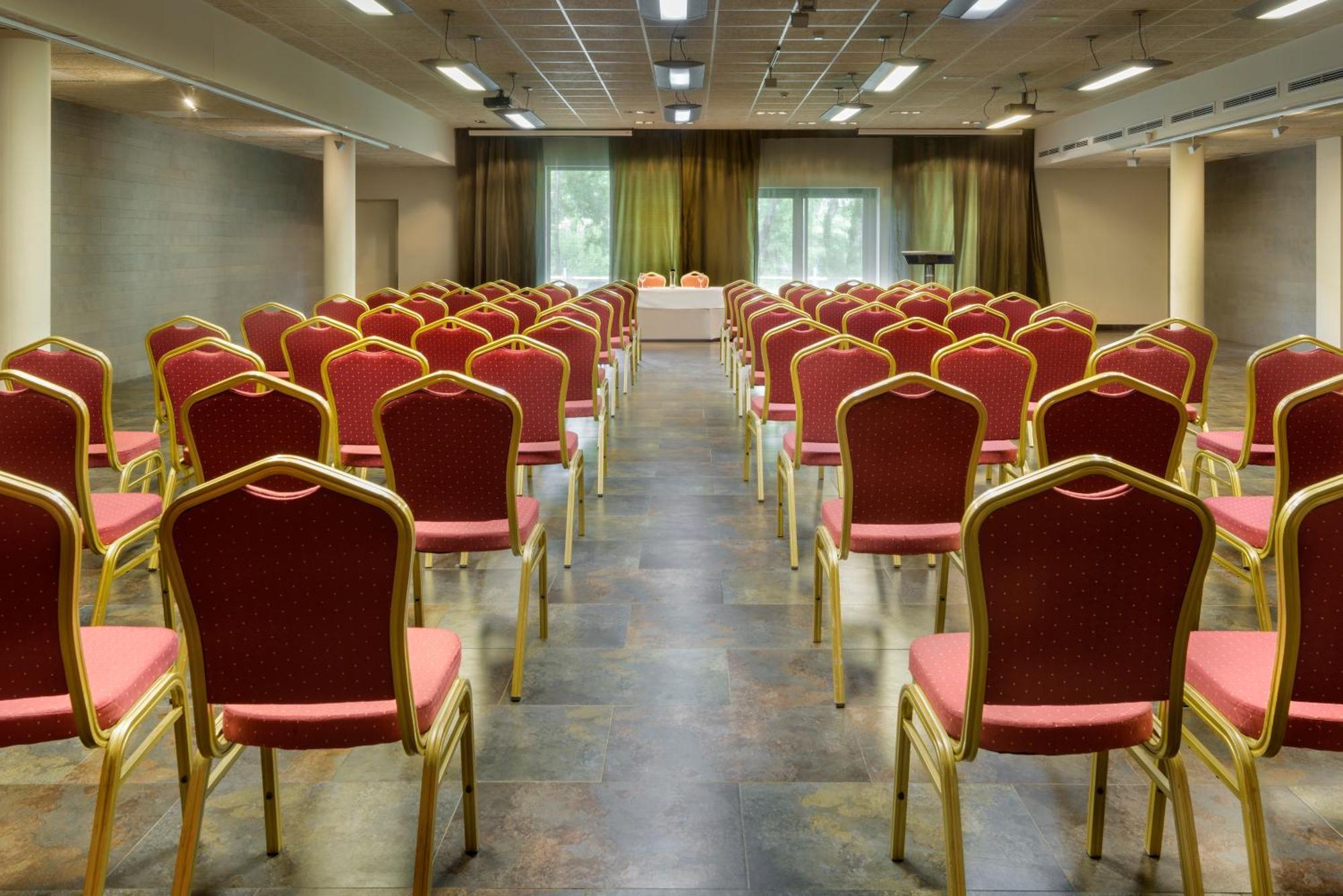 Hotel & Spa Monasterio De Больтанья Екстер'єр фото Banquet Hall