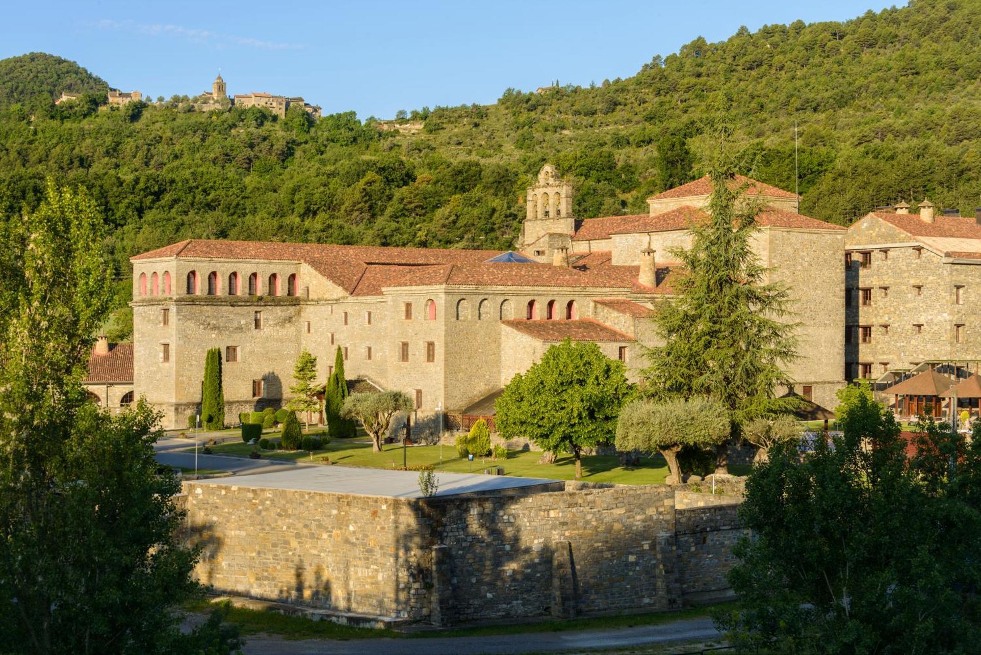 Hotel & Spa Monasterio De Больтанья Екстер'єр фото The abbey in 2016