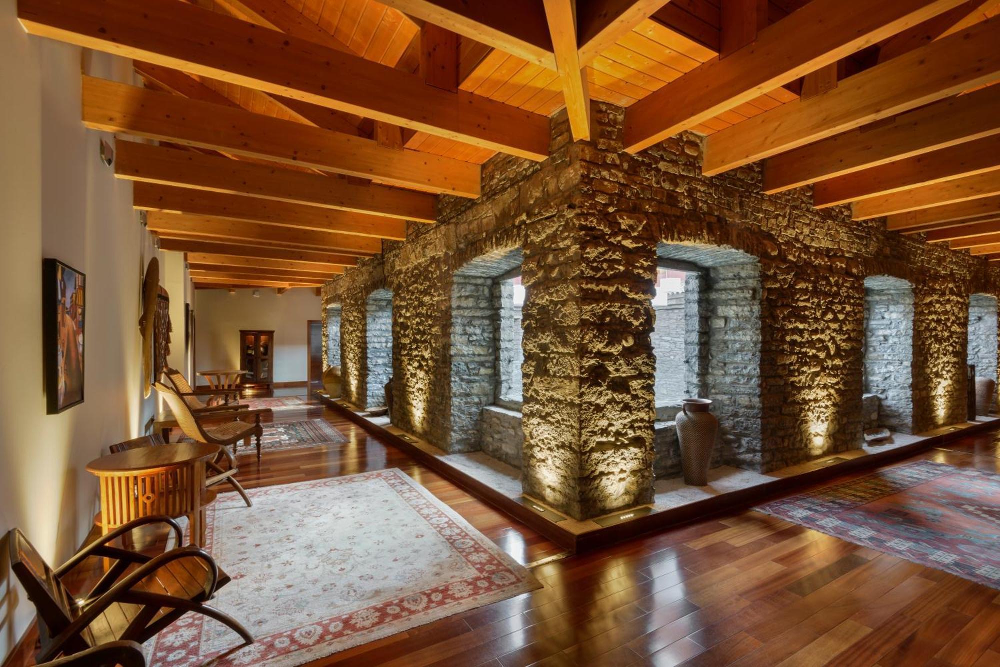 Hotel & Spa Monasterio De Больтанья Екстер'єр фото Interior of the hotel
