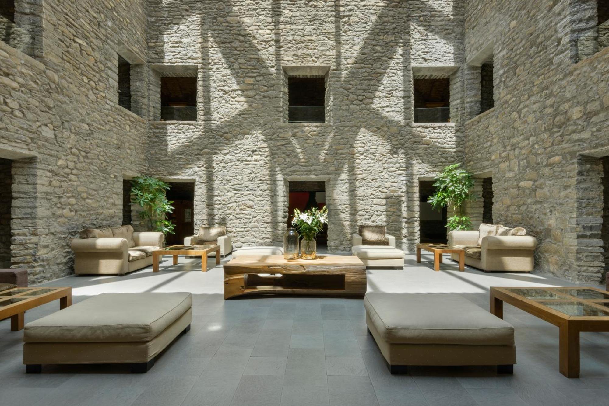 Hotel & Spa Monasterio De Больтанья Екстер'єр фото Interior of the hotel