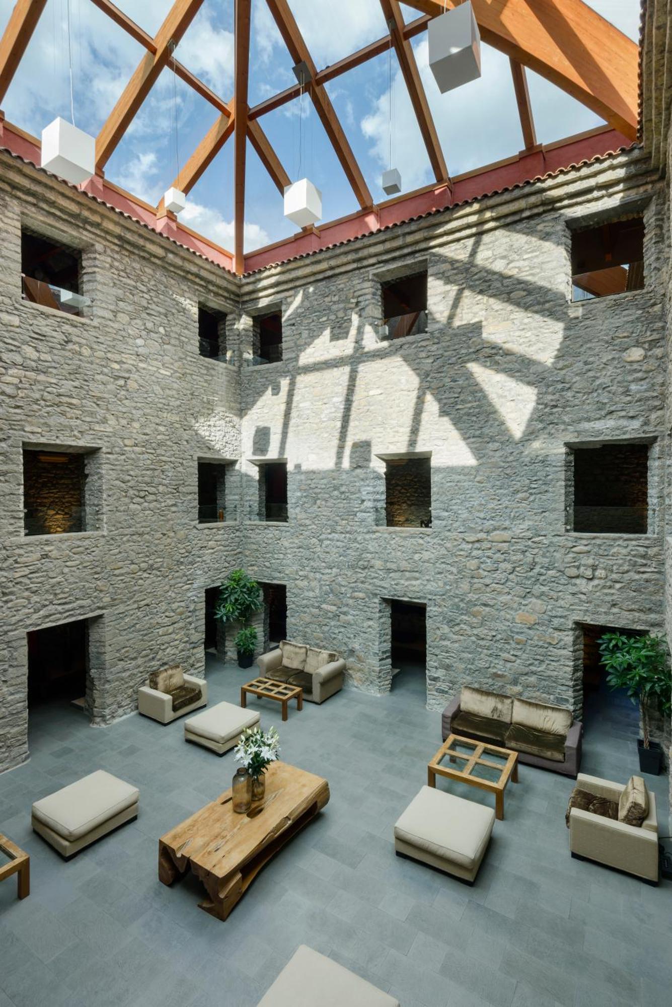 Hotel & Spa Monasterio De Больтанья Екстер'єр фото Interior of the museum